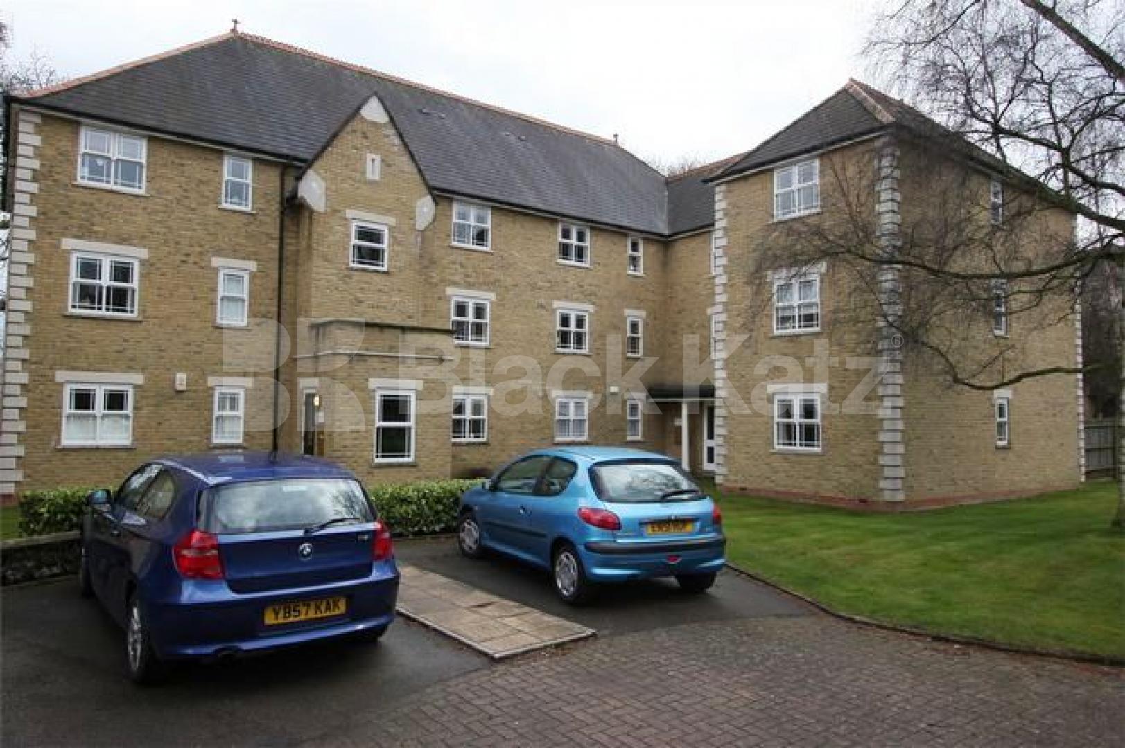 			UNDER OFFER , 1 Bedroom, 1 bath, 1 reception Apartment			 John Archer Way , Wandsworth/Clapham Junction 